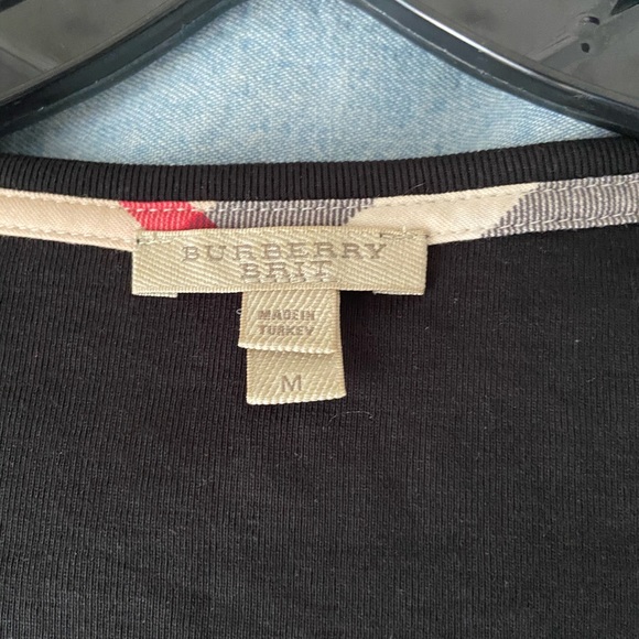 Burberry 3/4 black tee with plaid elbow cuff - Picture 4 of 4